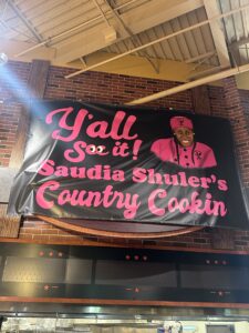 CareChoice Partners with Country Cookin’s Saudia Shuler to Serve 100 Complimentary Meals to Philadelphia Seniors